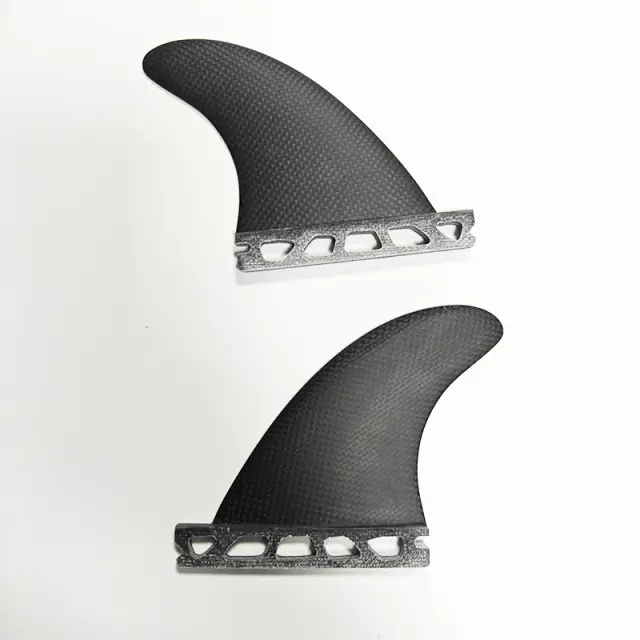 Fins de Surf de Fibra de Carbono - Desempenho Superior para Pranchas e Estilos Twin Fins