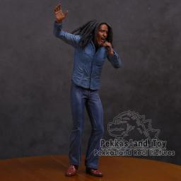 Bob Marley Music Legends Jamaica Cantor e Microfone Figura de ação em PVC brinquedo modelo colecionável 18 cm - Image 2