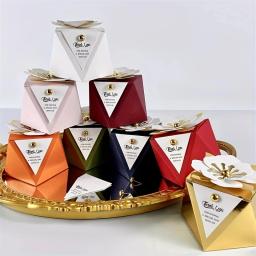 Requintado Triangular Flor Caixas De Papel, Caixa De Doces De Cartão, Festa De Casamento, Presente De Aniversário, Decoração De Lembrança, 20 Pcs, 50Pcs - Image 1