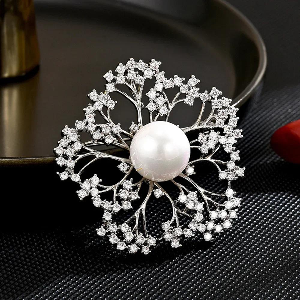 Broche Flor para Mulher, Alfinetes de Lapela, Acessórios de Jóias, Roupas, Presentes de Ano Novo, Alta Qualidade, Moda - Image 1