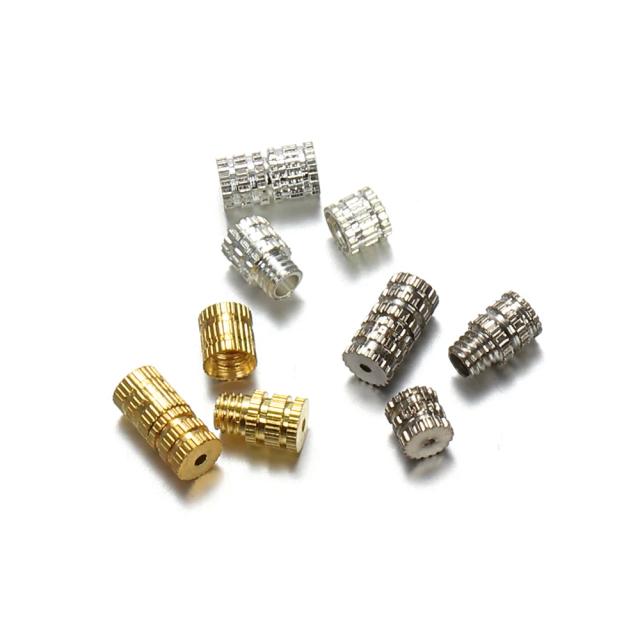 Conjunto com 100 Peças de Cilindros Fechados 4x7mm para Conectar Pulseiras e Colares em Joias Artesanais