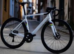 Coln V4RS quadro de bicicleta de estrada de fibra de carbono cor personalizável quadro à prova de vento T1000 freios a disco de fibra de carbono podem ser adaptados para DI2 - Image 1