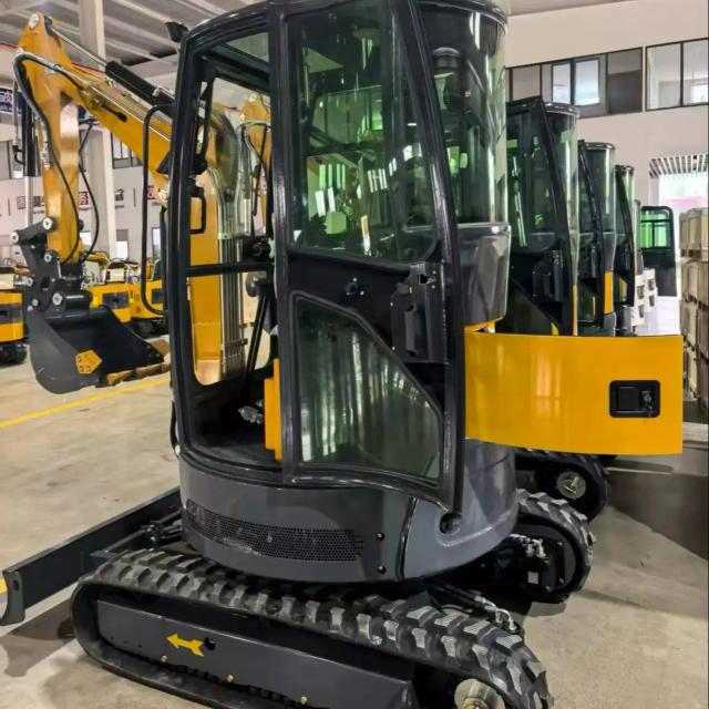 HaiLian Machinery Miniescavadeira 3 Toneladas Alta e Baixa Velocidade Balanço Lateral Yanmar