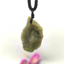 Áspera Pedra Natural Colar de Pingentes, Apatita Verde Aleatória, Cristal de Quartzo, Cura Reiki, Artesanato Pedras Preciosas, Decoração Jóias, 1Pc - Image 6