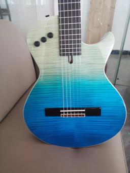 Guitarra elétrica portátil com efeito embutido, bonito Sunset Flame Maple, silencioso, corda de nylon, viagem, clássica, alta qualidade - Image 5