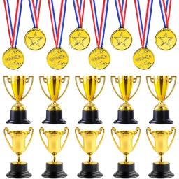 Mini Troféus e Prêmios, Copa Troféu de Plástico Dourado, Medalhas Douradas Brilhantes para Crianças e Adultos, Prêmios Esportivos Eventos Favores do Partido, 5Pcs - Image 1