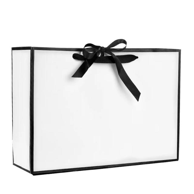Bolsa de Compras de Papelão Versátil para Presentes e Armazenamento de Joias