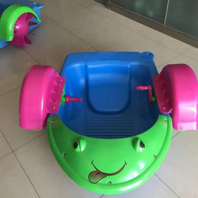 Brinquedo de Jogo: Navio de Cruzeiro de Plástico com Roda d'Água para Crianças