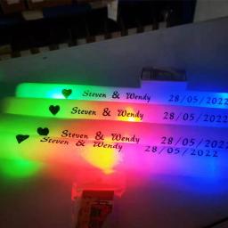 LED Glow Foam Stick para casamento e festa de Natal, bastões personalizados piscando, tubo de elogio personalizado, brilho no escuro, 30 PCs, 60PCs - Image 5