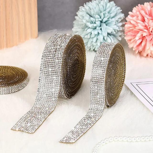 Fita Auto-Adesiva com Rhinestones e Glitter para Artesanato DIY - 1 Jarda de Elegância Sparkling