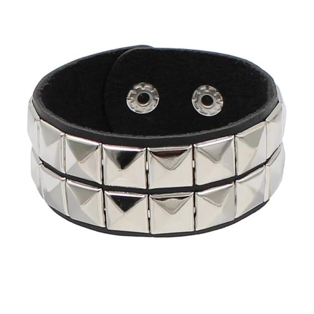 Pulseira de Couro Punk Ajustável com Rebites e Joias de Metal, Estilo Anos 90 para Homens e Mulheres