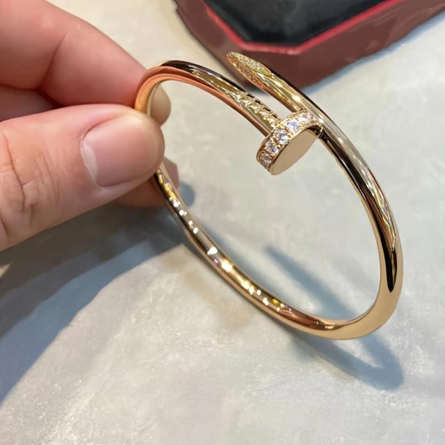 Pulseira de Prata 925 com Gema Kaartier: Elegância e Qualidade para o Dia a Dia