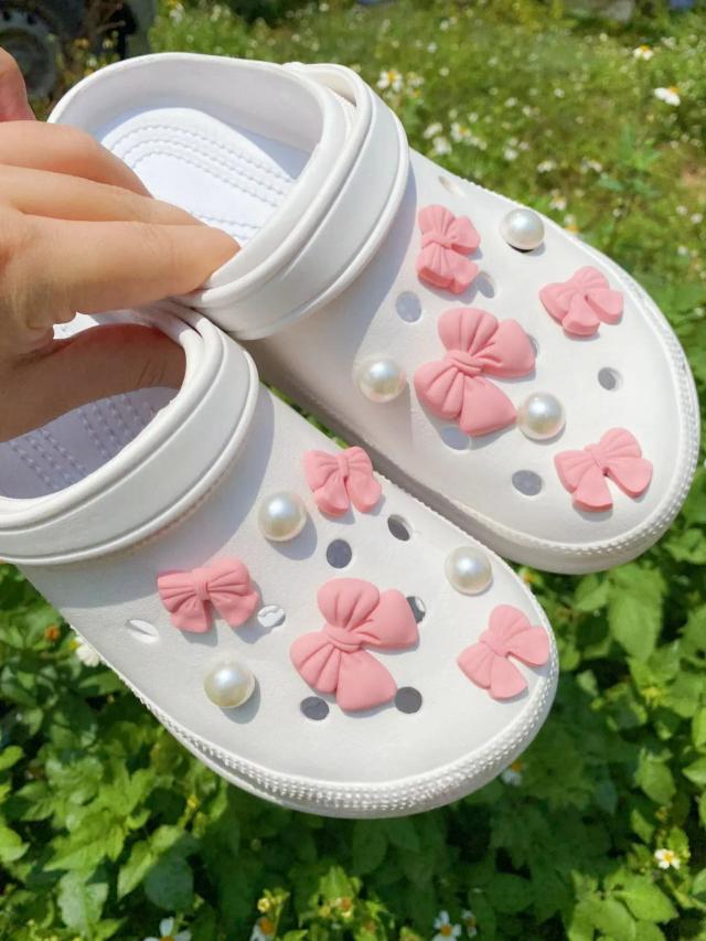 Conjunto de 14 Acessórios Destacáveis em Formato de Borboleta para Personalizar Sapatos, Sandálias de Praia e Chinelos
