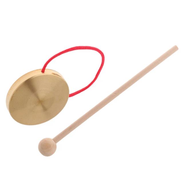 Gong Chinês Artesanal de Latão de 10cm com Martelo - Percussão para Igreja e Criatividade em Cobre