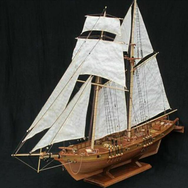 Kit de Montagem de Veleiro em Madeira - Modelismo de Precisão para Colecionadores