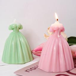 Molde de vela de silicone para vestido de casamento Presentes artesanais DIY Resina de gesso Moldes de cozimento de chocolate Suprimentos de decoração, vestido novo 3D - Image 2