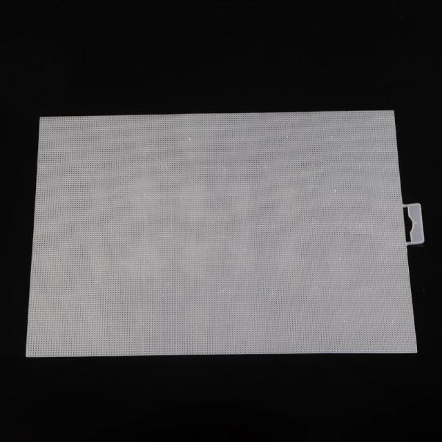 Tecido de Lona Plástica 14ct para DIY: Ideal para Bordado, Tricô e Artesanato - 28x21cm