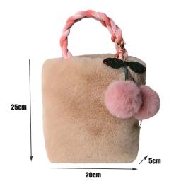 Faux Fur Bucket Bag com pingente de cereja para mulheres, peludo cadeia de pelúcia bolsa balde bolsa de embreagem bolsa de ombro designer de luxo - Image 6