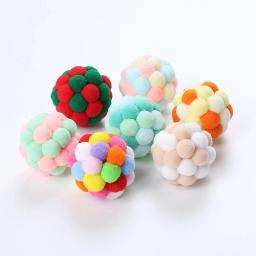 1 pçs suprimentos para animais de estimação gato auto-animado bola engraçado gato bouncy pelúcia sino bola multicolorido costura cor natal gato jogando brinquedos - Image 4