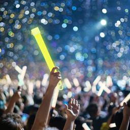 1-50pcs Bastões Brilhantes com Gancho Luz de Fluorescência de 6 polegadas para Caminhadas Acampamento Ao Ar Livre Bastões de Luz de Festa de Concerto de Emergência - Image 6