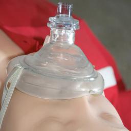 Portátil Respiração Artificial Máscara, dispositivo de resgate cpr, kit de primeiros socorros, de emergência, One-Way Válvula, Respiração Trainer, 1-5 pcs - Image 4