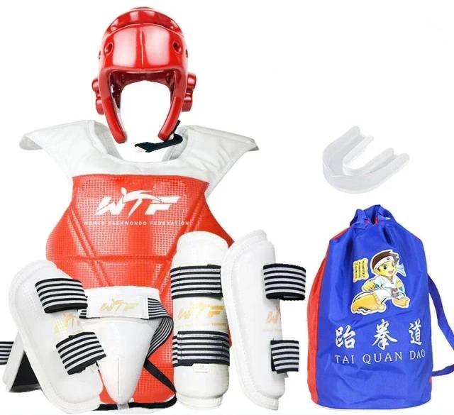Equipamento Completo de Proteção para Praticantes de Taekwondo