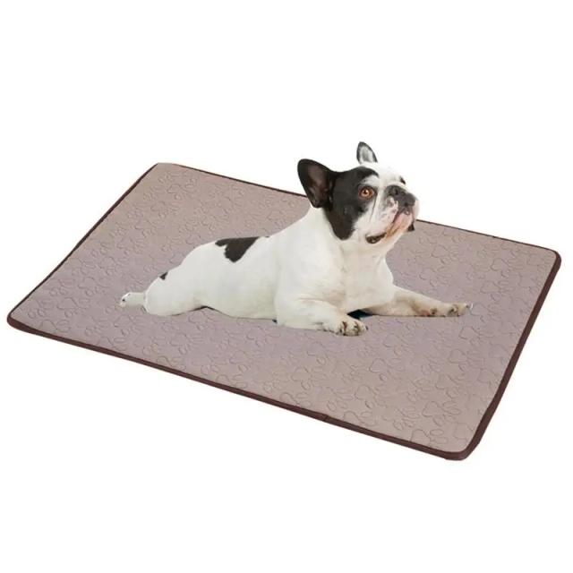 Tapete de Resfriamento Portátil Impermeável para Cães e Gatos - Almofada Lavável e Respirável com Cobertor Antiderrapante Ideal para o Verão