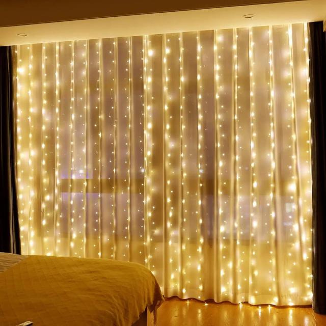 Cortina de Luzes de Natal LED de 3m com Controle Remoto - Decoração para Feriados, Casamentos e Ambientes Internos e Externos