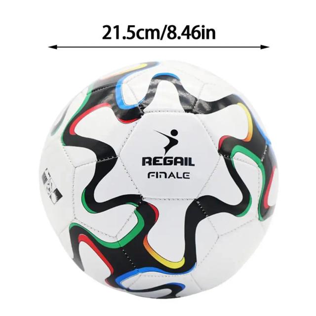 Bola de Futebol Profissional Tamanho 5 em PVC - Ideal para Treinos e Jogos de Clube