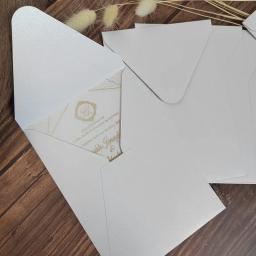 Envelope de convite vertical elegante, V-Flap, pérola grossa e papel fosco, cor personalizada, selo de cera, logotipo personalizado, 50x - Image 3