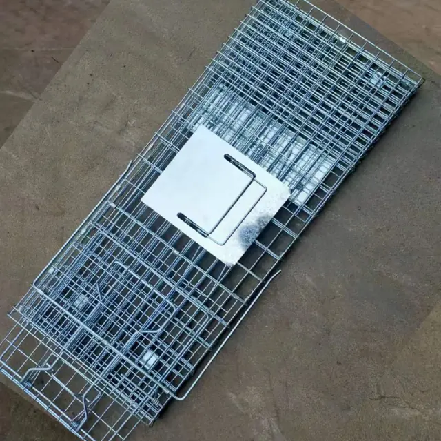 Gaiola Dobrável Reutilizável para Captura e Resgate de Animais, Ideal para Coelhos e Gatos - Medidas 108x40x45cm