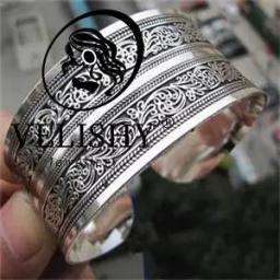 1pcs feminino vintage pulseiras ampla sorte impressão de flores tibet prata chapeado totem manguito pulseiras pulseiras - Image 1
