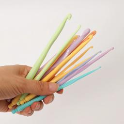 Plástico colorido Crochet Hooks Kit, agulhas de tricô, pontos Craft Set, camisola DIY, costura Weave Tools, 2.0-10.0mm, 12Pcs - Image 3