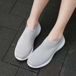 Calçado esportivo slip-on leve para mulheres, tênis casuais, sapatilhas de cesta respiráveis, tênis de corrida e caminhada - Image 4