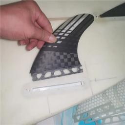 BiLong FUT-Tri Fins para prancha de surf, aleta de fibra de carbono, Honeycomb Thrusters, Windsurf Board, Skimboard e Quilhas Surf Fin, tamanho médio - Image 4