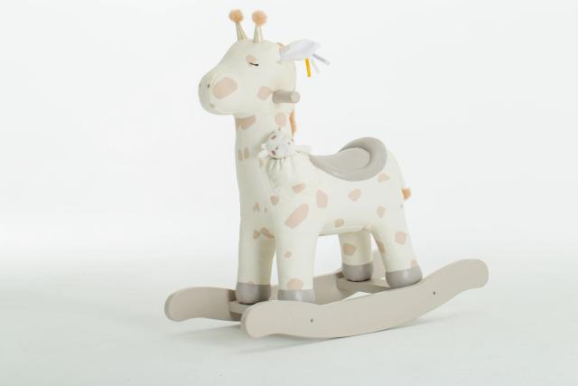 Labebe Balanço Girafa Bebê Madeira e Pelúcia 18 Meses+