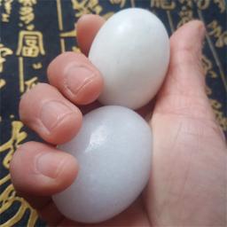 Bola de jade natural para handebol fitness Cristais de cura em forma de ovo Relaxamento de quartzo Exercício de pulso manual Massagem Terapêutica - Image 4