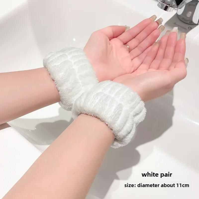 Cutecartoon torrada pão bun velo rosto lavagem pulseira mangas absorventes de umidade outono/inverno laço de cabelo conjunto de três peças - Image 1