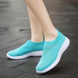 Calçado esportivo slip-on leve para mulheres, tênis casuais, sapatilhas de cesta respiráveis, tênis de corrida e caminhada - Image 2