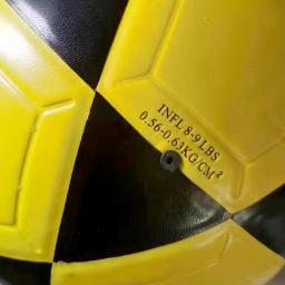 Novo balão de futebol profissional tamanho padrão 5 bolas de futebol de alta qualidade material do plutônio sem costura resistente ao desgaste bola de treinamento - Image 4