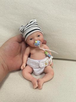 7 "menino micro preemie corpo inteiro silicone boneca bebê "noah" realista mini boneca reborn surpreço crianças anti-stress - Image 4