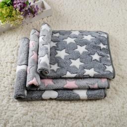 Tapete de cama coral para cães e gatos, cobertor estampado para filhotes, suprimentos para animais Golden Retriever Pug, cachorros pequenos médios e grandes, aconchegante, outono, inverno - Image 6