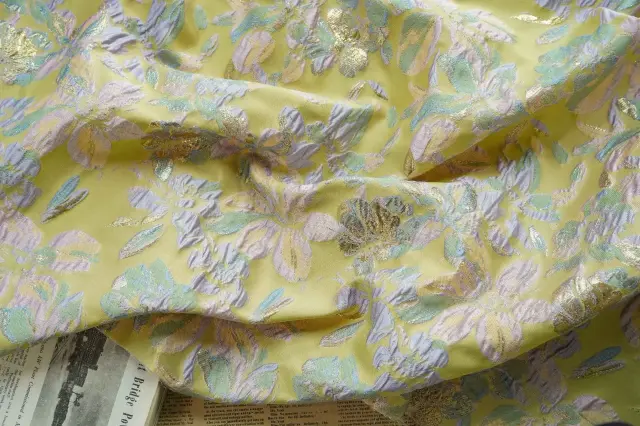 Tecido Jacquard Estilo Pintura a Óleo com Design de Flores de Bolha - Saco Decorativo de Fios Tingidos