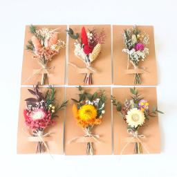Mini flores secas naturais bouquet, DIY materiais florais, dama de honra boutonnieres, decoração do casamento do Natal, dia dos namorados, 1pc - Image 1