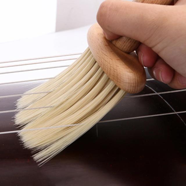Escova de Limpeza para Violino de Madeira - Acessório Prático para Remoção de Poeira e Manutenção de Instrumentos de Corda