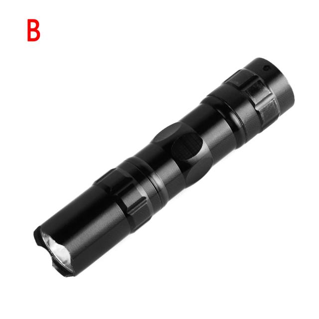 Lanterna LED Impermeável e Zoomável de 500 Lúmens para Camping, Caminhadas e Reparos em Casa, 1 Unidade