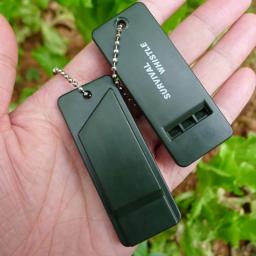 2 pçs multifrequência sobrevivência apito primeiros socorros de emergência ao ar livre sinal apito resgate acampamento caminhadas ao ar livre suprimentos árbitro - Image 1