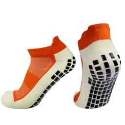 Novas meias de futebol antiderrapante sola de silicone profissional competição aperto acessórios esportivos das mulheres dos homens meias de futebol - Image 3