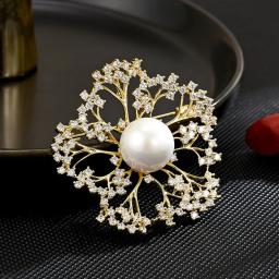 Broche Flor para Mulher, Alfinetes de Lapela, Acessórios de Jóias, Roupas, Presentes de Ano Novo, Alta Qualidade, Moda - Image 2