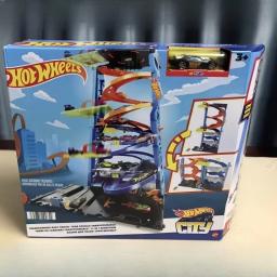 Em estoque roda quente cidade super transformação estacionamento 2-em-1 conjunto de pista carro das crianças brinquedo hkx43 brinquedo pista carro presentes do feriado - Image 6